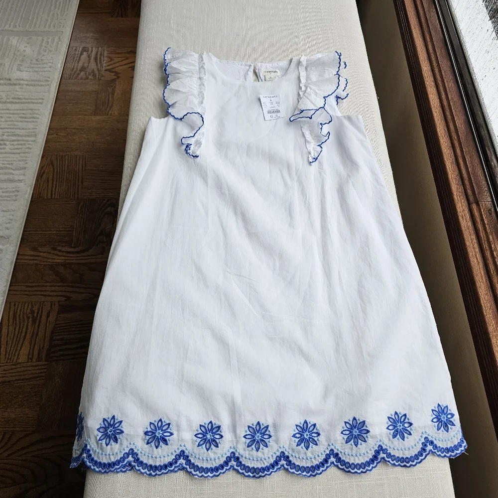 New! Crewcuts Sz 8 Girls White Scalloped Hem Blue Embroidered Shift Dress - Picture 2 of 10